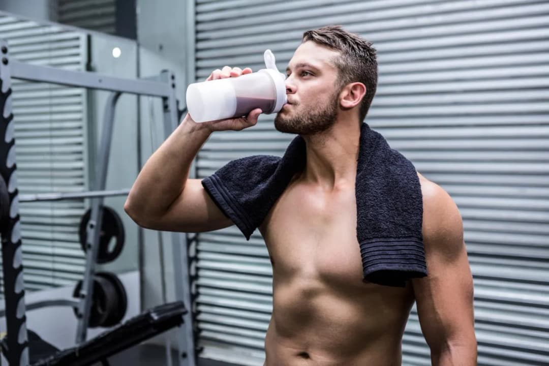 Jak wybrać napój proteinowy, który wspiera Twoje cele zdrowotne?